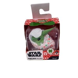 Star Wars Mandalorian The Child Bounty Collection Holiday Figure w/ Blanket